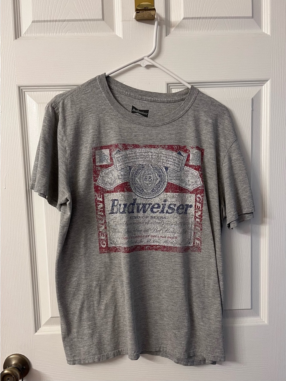 Vintage Budweiser Women’s Gray Graphic Tee